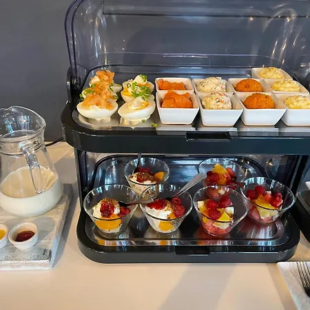 Amber Na Starym Miescie Adults Only アパートホテル 4*