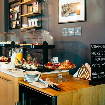 Amber Na Starym Miescie Adults Only شقة فندقية 4*