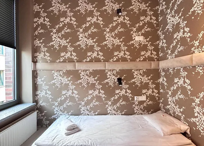 Amber Na Starym Miescie Adults Only