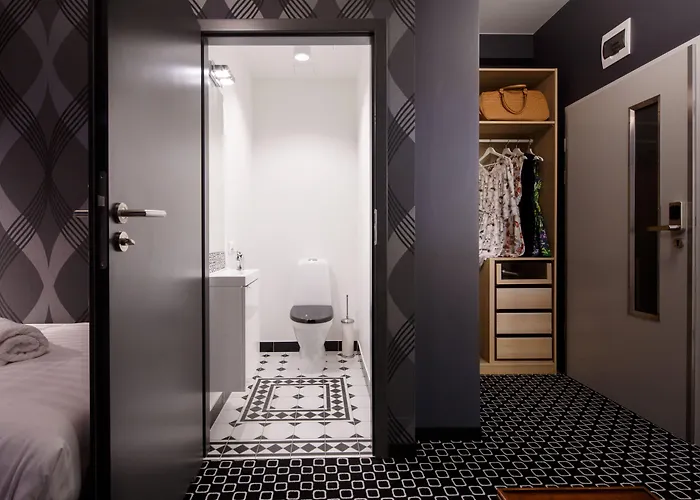 Amber Na Starym Miescie Adults Only