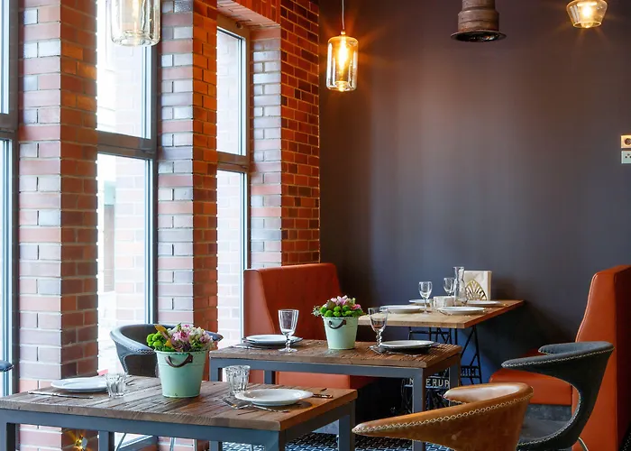 Amber Na Starym Miescie Adults Only アパートホテル 4*